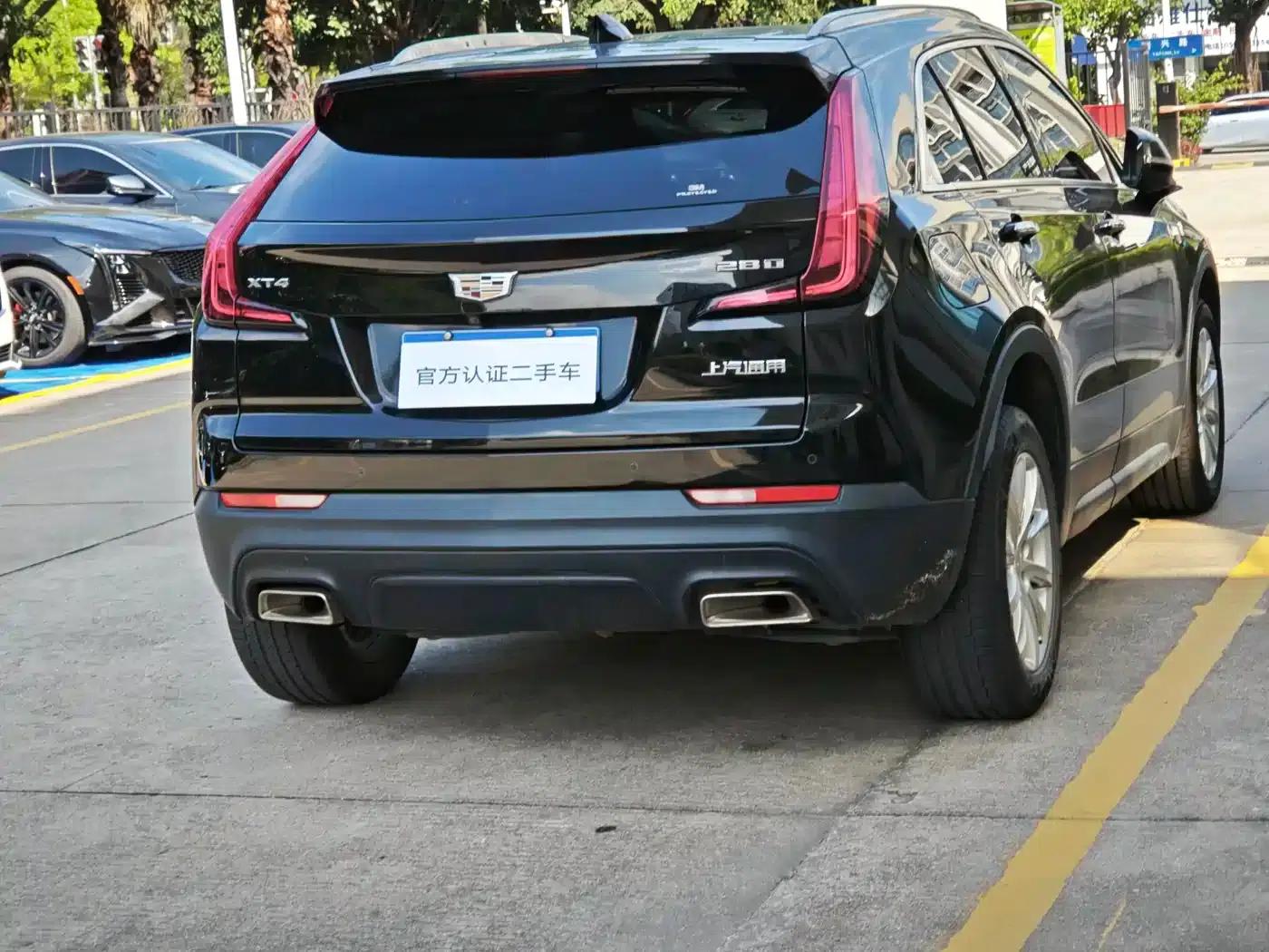 Cadillac XT4 2021 28T Two-Wheel Drive Technology Edition — миниатюра 10
