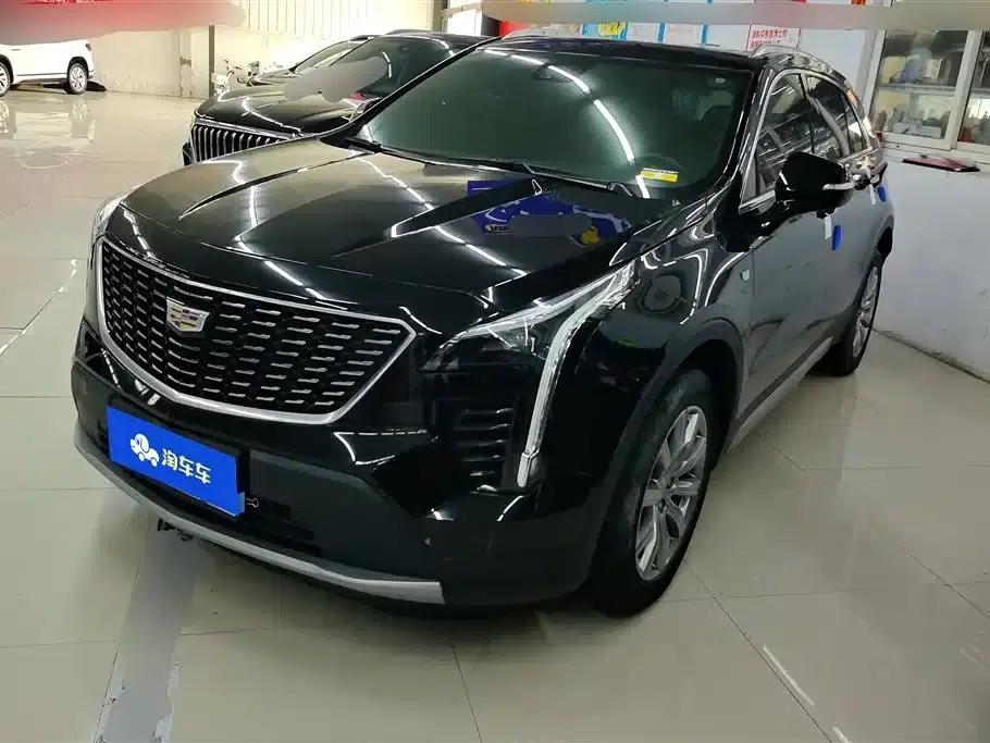 2022 Cadillac XT4 28T Two-Wheel Drive Luxury — миниатюра 1
