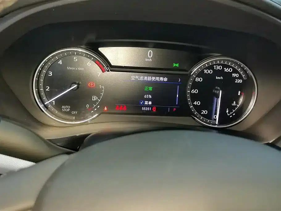 2022 Cadillac XT4 28T Two-Wheel Drive Luxury — миниатюра 14