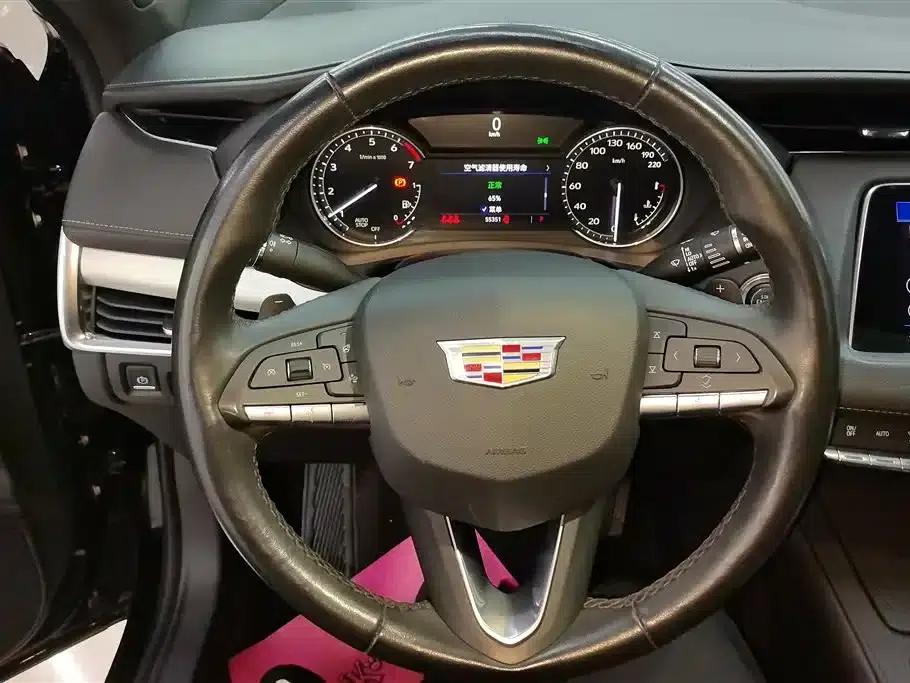 2022 Cadillac XT4 28T Two-Wheel Drive Luxury — миниатюра 15
