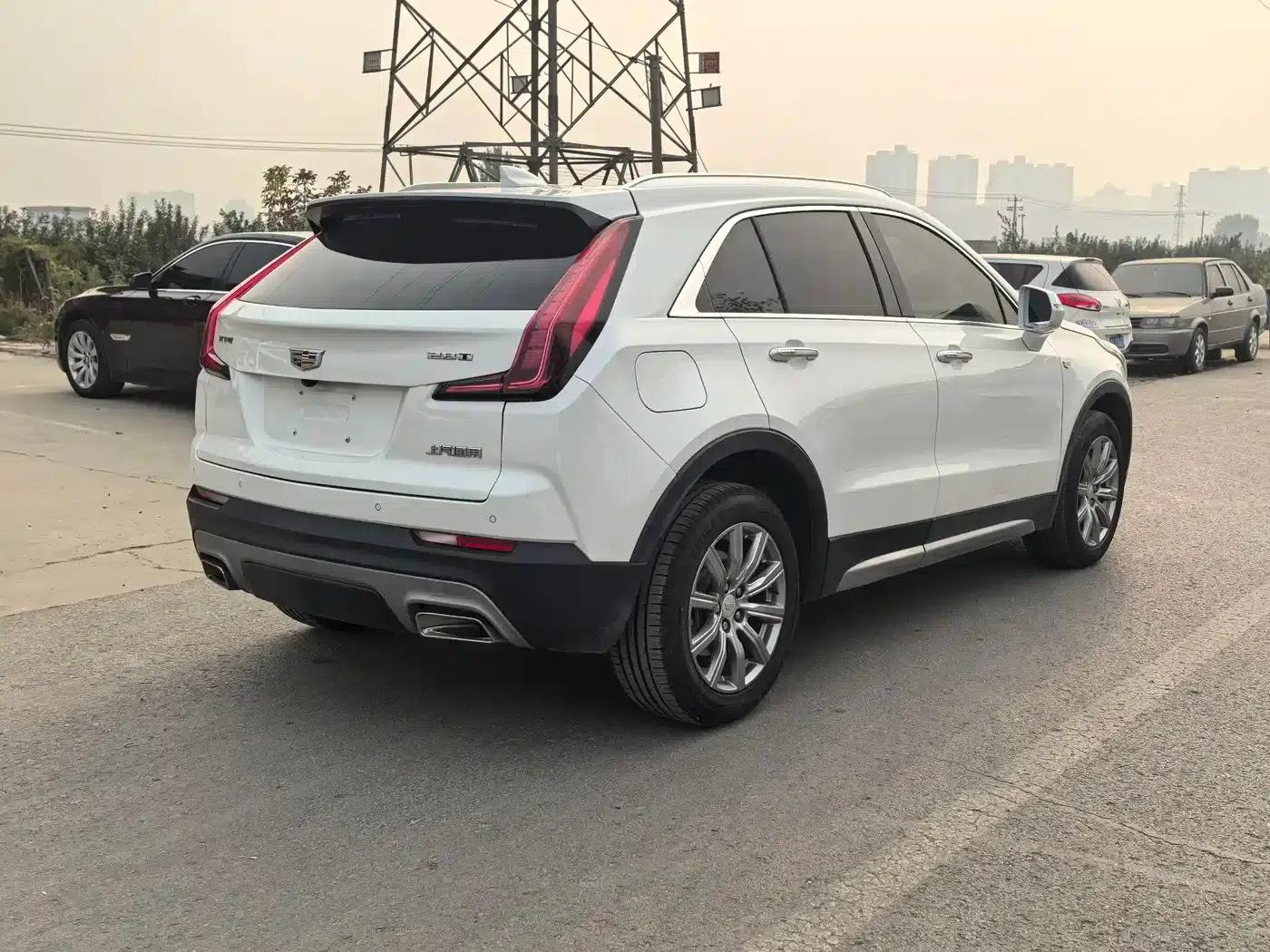 2020 Cadillac XT4 Facelift 28T Two-Wheel Drive Premium Model — миниатюра 4