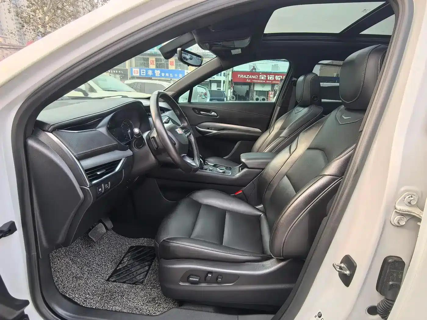 2020 Cadillac XT4 Facelift 28T Two-Wheel Drive Premium Model — миниатюра 8