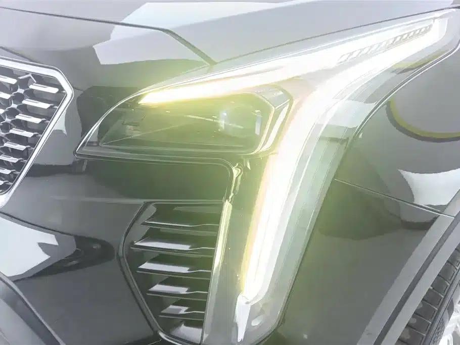 2020 Cadillac XT4 Facelift 28T Two-Wheel Drive Premium Model — миниатюра 5
