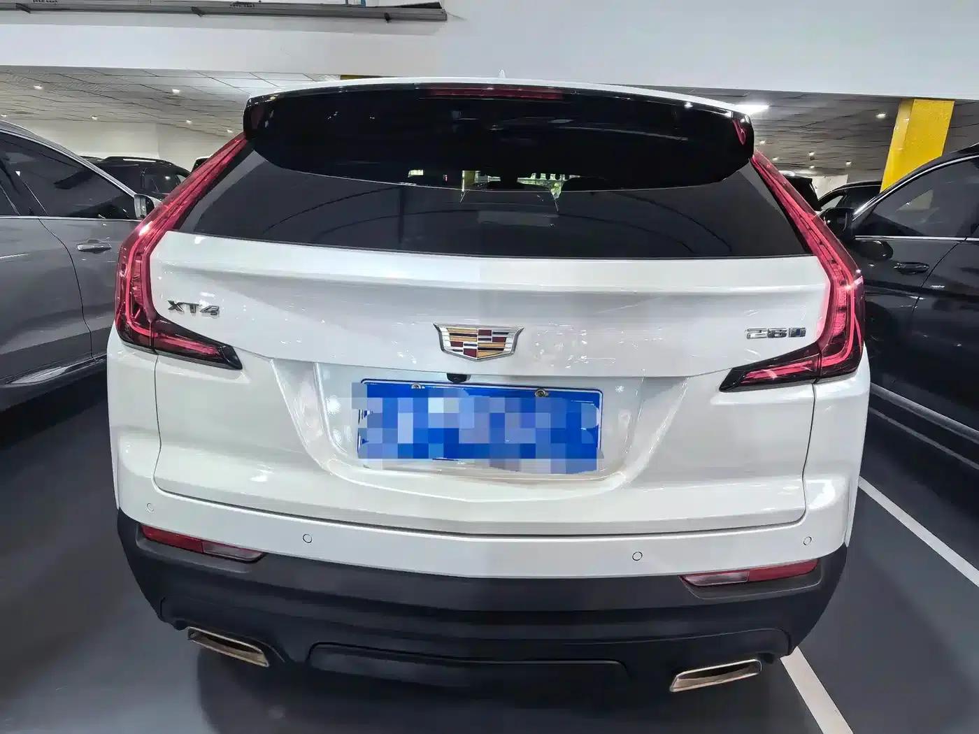 Cadillac XT4 2022 28T 2WD Fashion Edition — миниатюра 8