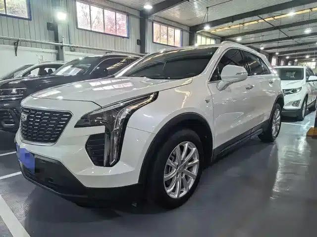 Cadillac XT4 2022 28T 2WD Fashion Edition