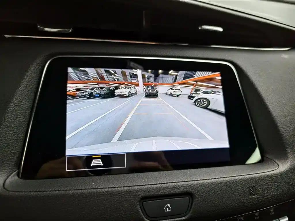 Cadillac XT4 2021 28T Two-Wheel Drive Premium Edition — миниатюра 14