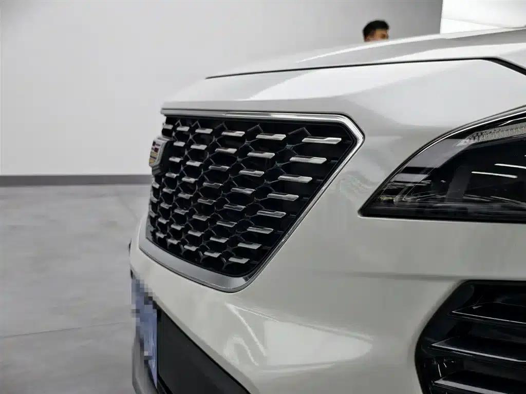 Cadillac XT4 2021 28T Two-Wheel Drive Premium Edition — миниатюра 22