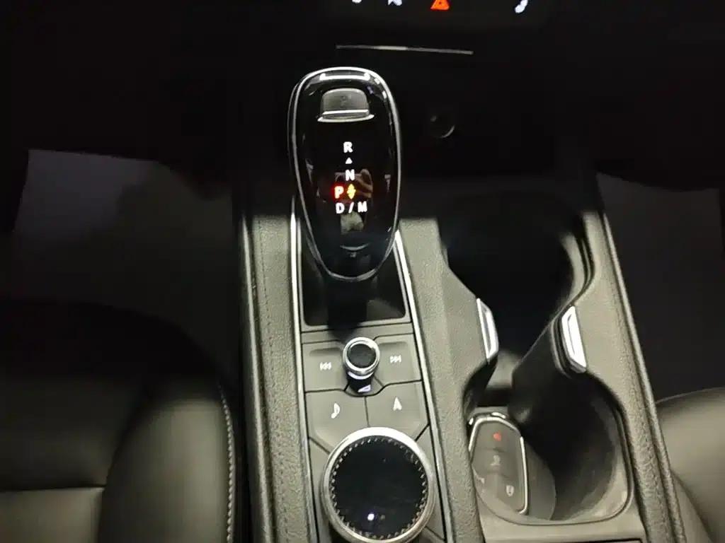 2020 Cadillac XT4 Facelift 28T Two-Wheel Drive Premium Model — миниатюра 14