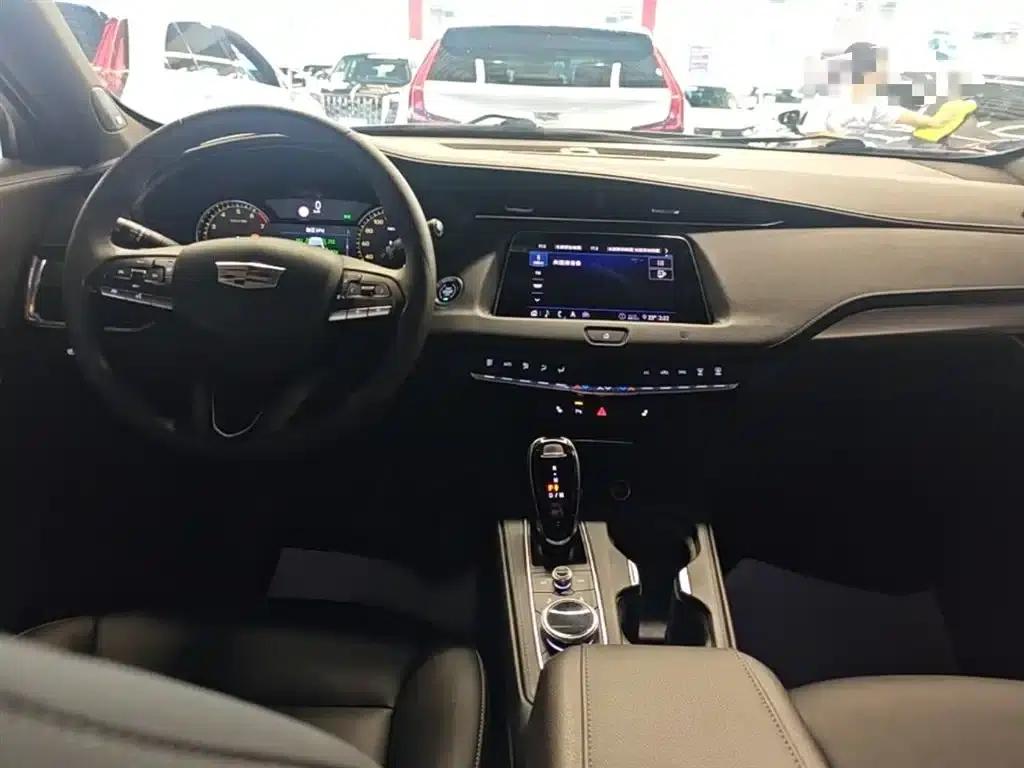 2020 Cadillac XT4 Facelift 28T Two-Wheel Drive Premium Model — миниатюра 10