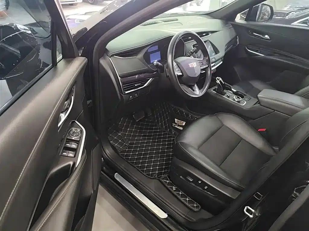 2020 Cadillac XT4 Facelift 28T Two-Wheel Drive Technical Edition — миниатюра 16