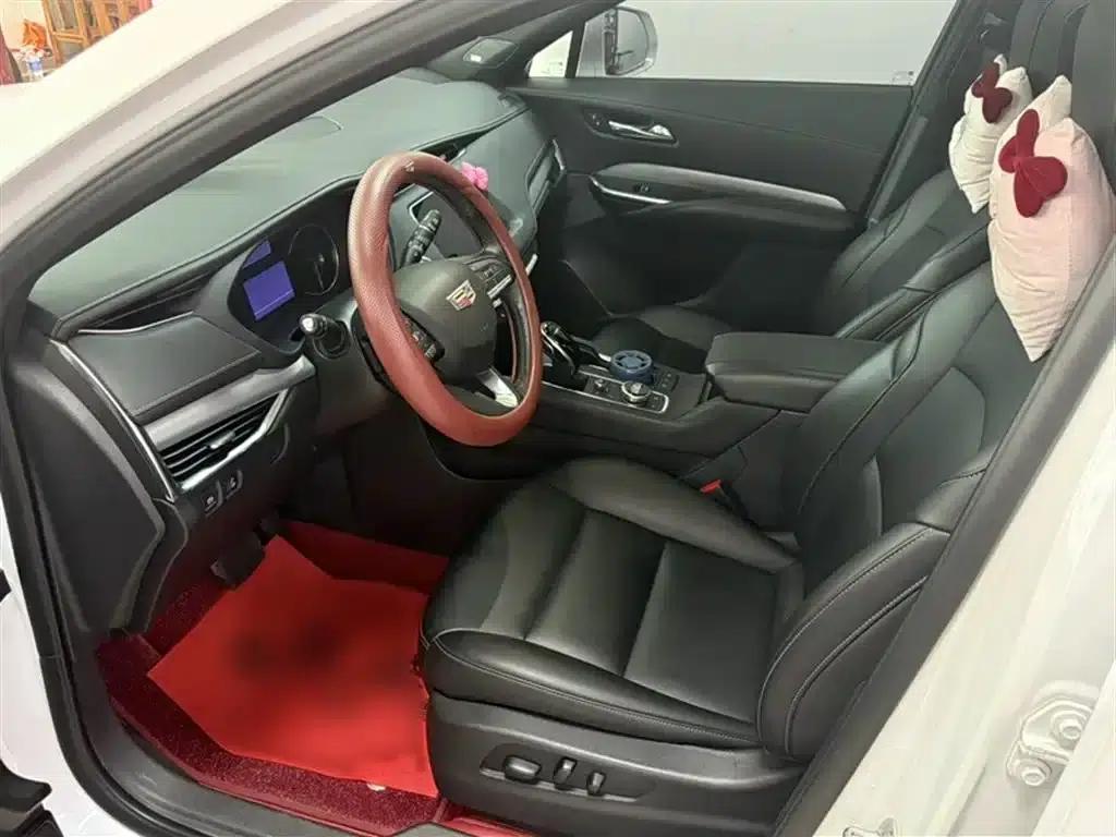 Cadillac XT4 2021 28T Two-Wheel Drive Premium Edition — миниатюра 12