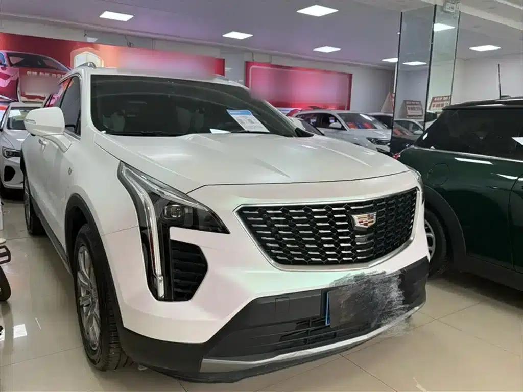 Cadillac XT4 2021 28T Two-Wheel Drive Premium Edition — миниатюра 4