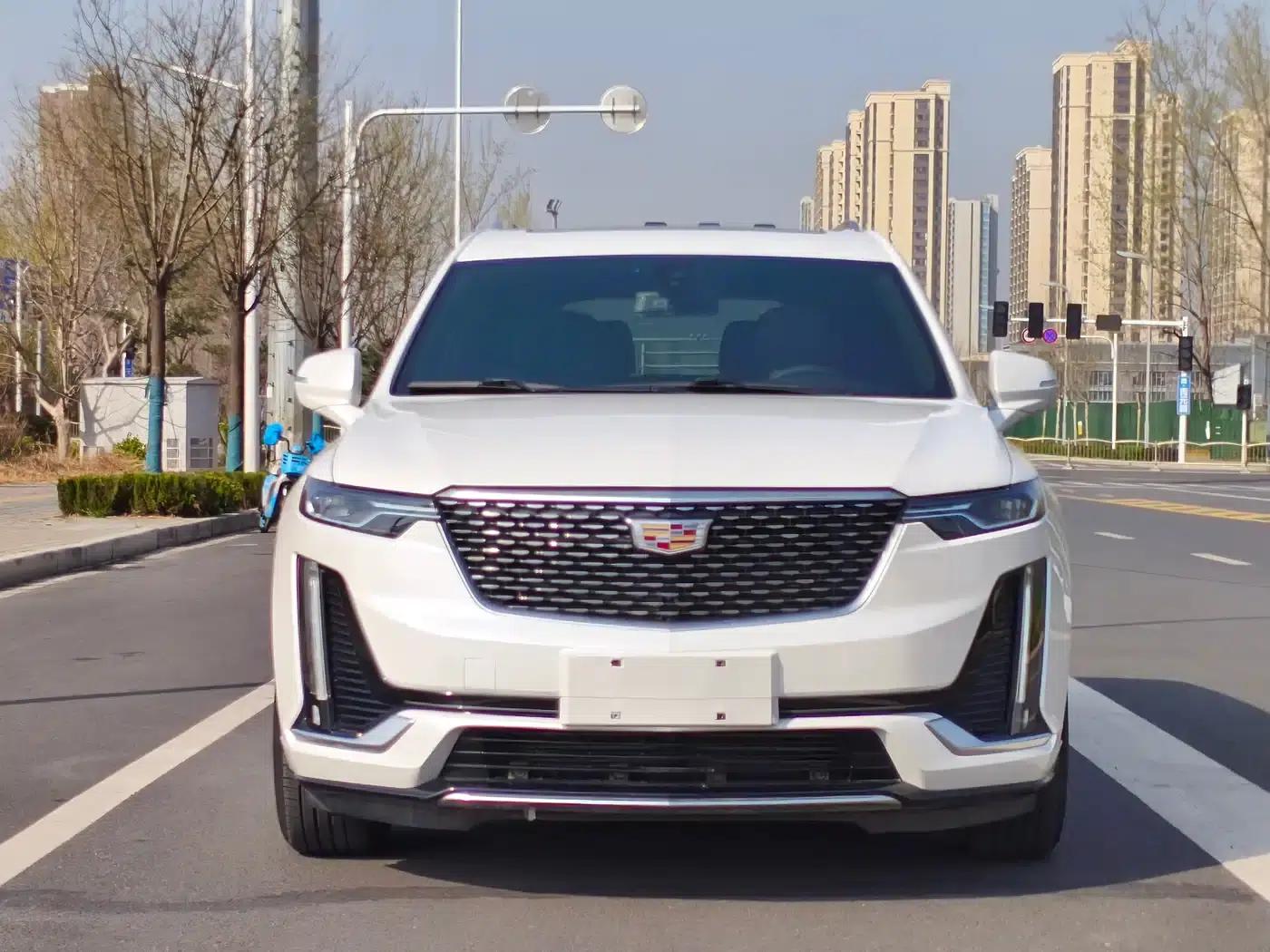 Cadillac XT6 2020 28T 7-Seat Luxury Edition — миниатюра 3