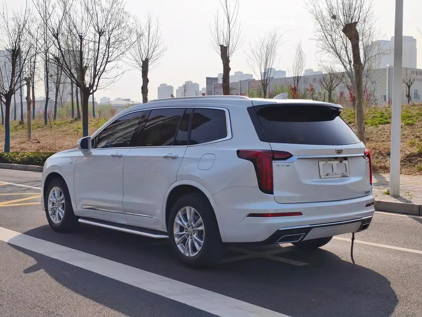 Cadillac XT6 2020 28T 7-Seat Luxury Edition — миниатюра 6