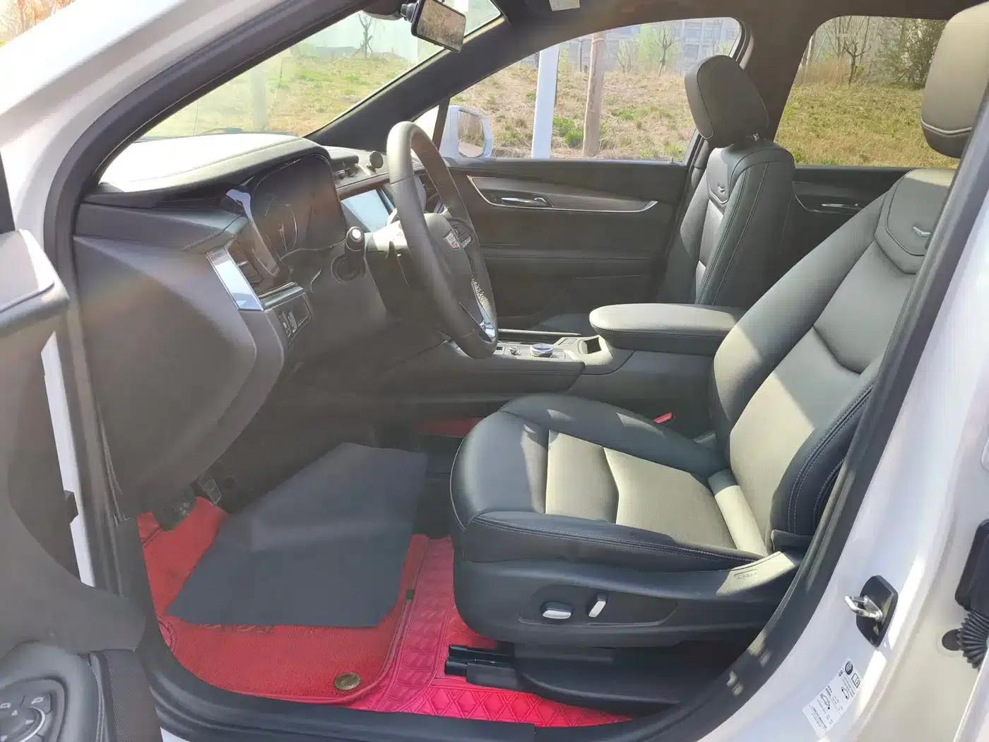 Cadillac XT6 2020 28T 7-Seat Luxury Edition — миниатюра 8
