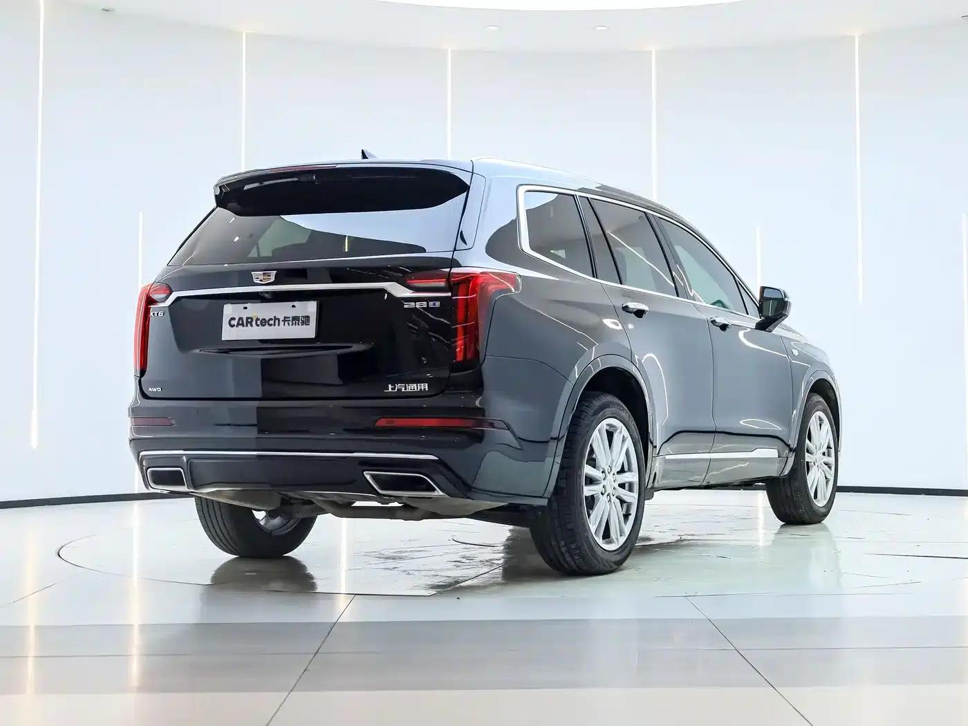 Cadillac XT6 2022 2.0T 7-seater AWD Luxury Standard Edition — миниатюра 3