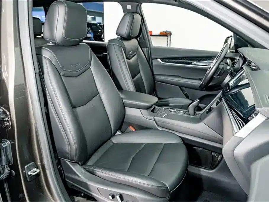 2020 Cadillac XT6 28T Six-Seat Luxury — миниатюра 19
