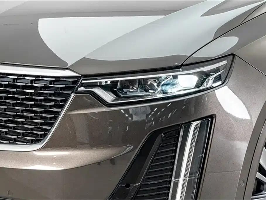 2020 Cadillac XT6 28T Six-Seat Luxury — миниатюра 4