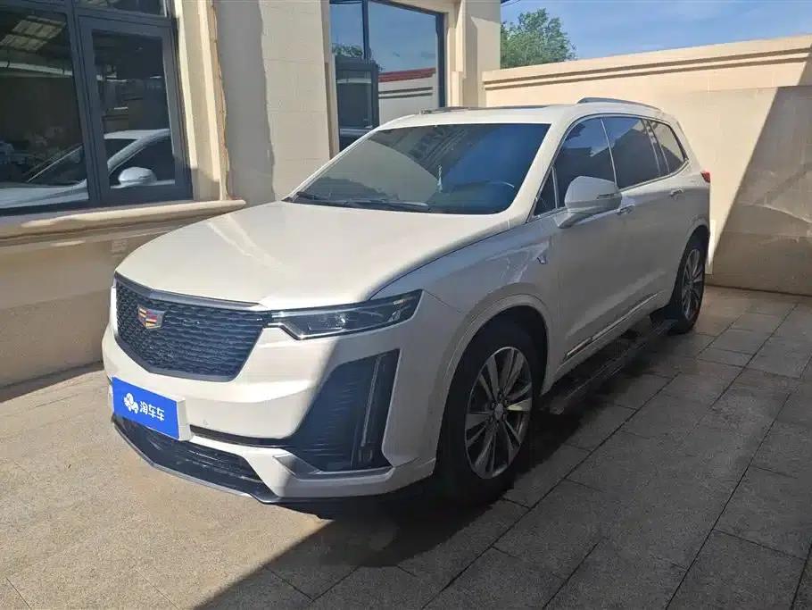 2020 Cadillac XT6 28T Six-Seat Luxury — миниатюра 1