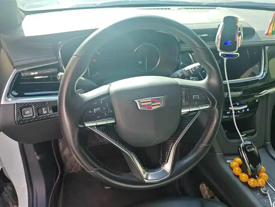 2020 Cadillac XT6 28T Six-Seat Luxury — миниатюра 15