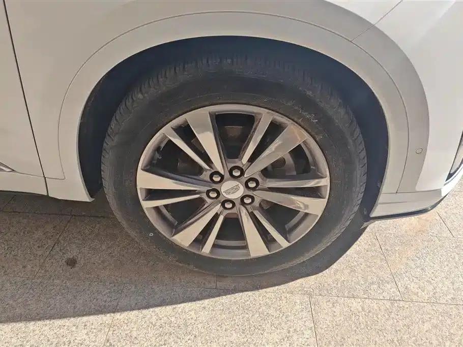 2020 Cadillac XT6 28T Six-Seat Luxury — миниатюра 6