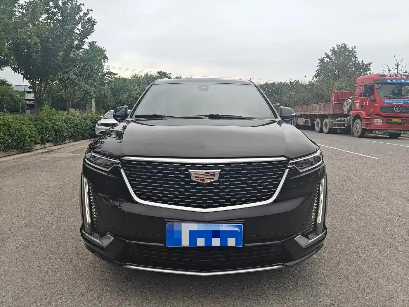 Cadillac XT6 2022 2.0T Six-Seat AWD Luxury — миниатюра 2