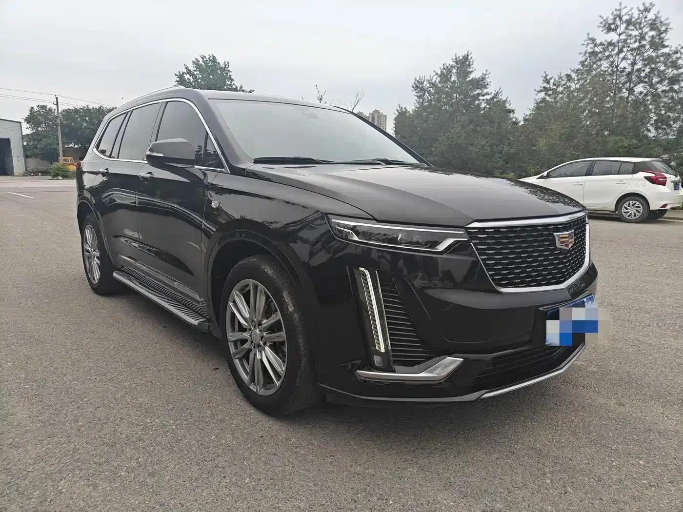 Cadillac XT6 2022 2.0T Six-Seat AWD Luxury — миниатюра 3