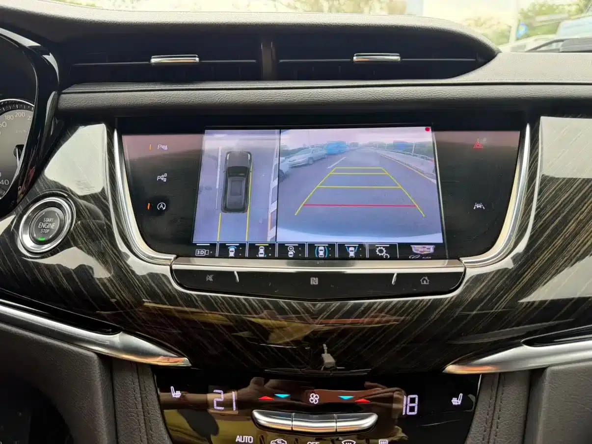 2020 Cadillac XT6 28T Six-Seat AWD Luxury — миниатюра 15