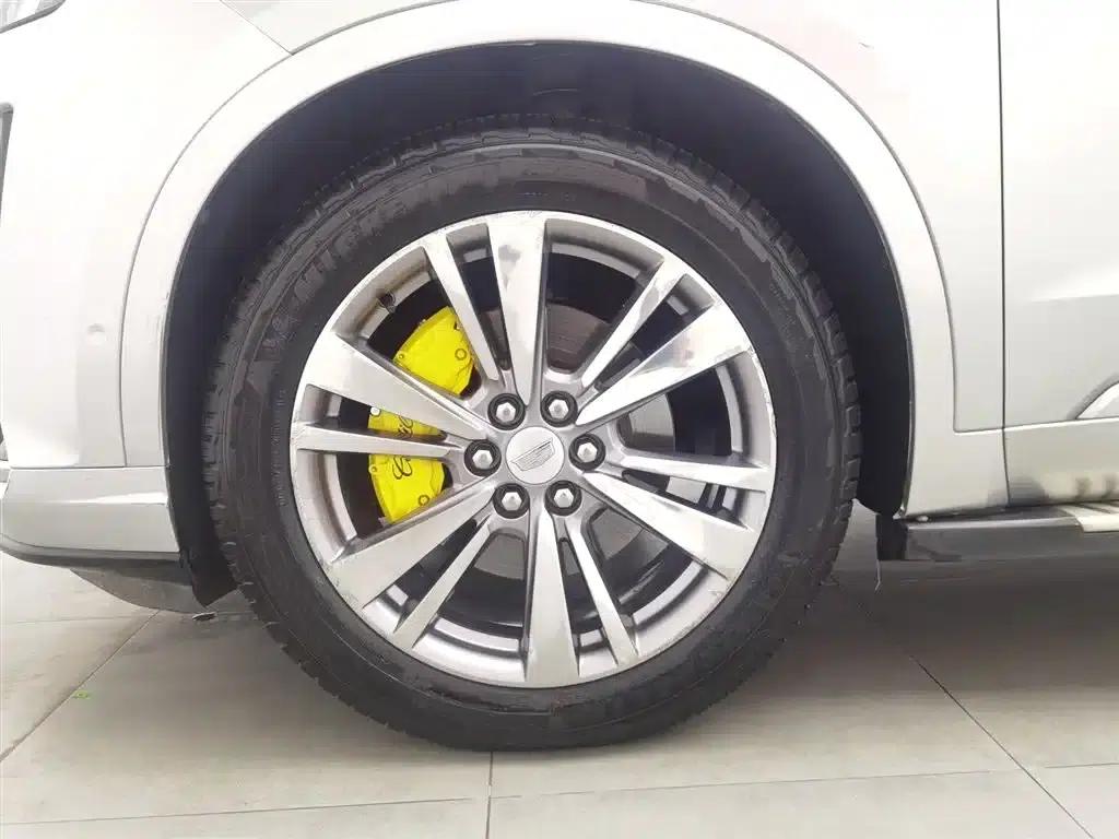 2020 Cadillac XT6 28T Six-Seat Luxury — миниатюра 17