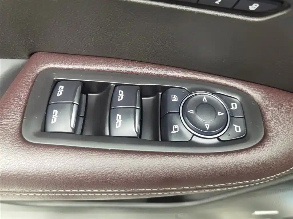 2020 Cadillac XT6 28T Six-Seat Luxury — миниатюра 9