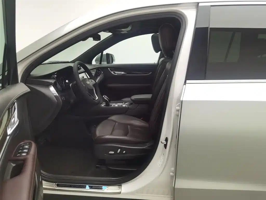 2020 Cadillac XT6 28T Six-Seat Luxury — миниатюра 10