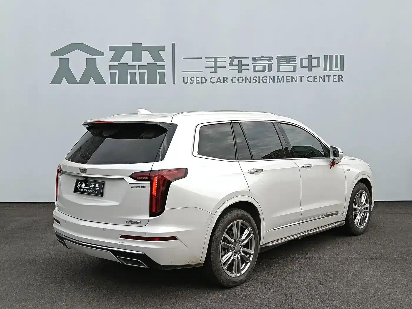 Cadillac XT6 2022 2.0T 7-seater AWD Luxury — миниатюра 6