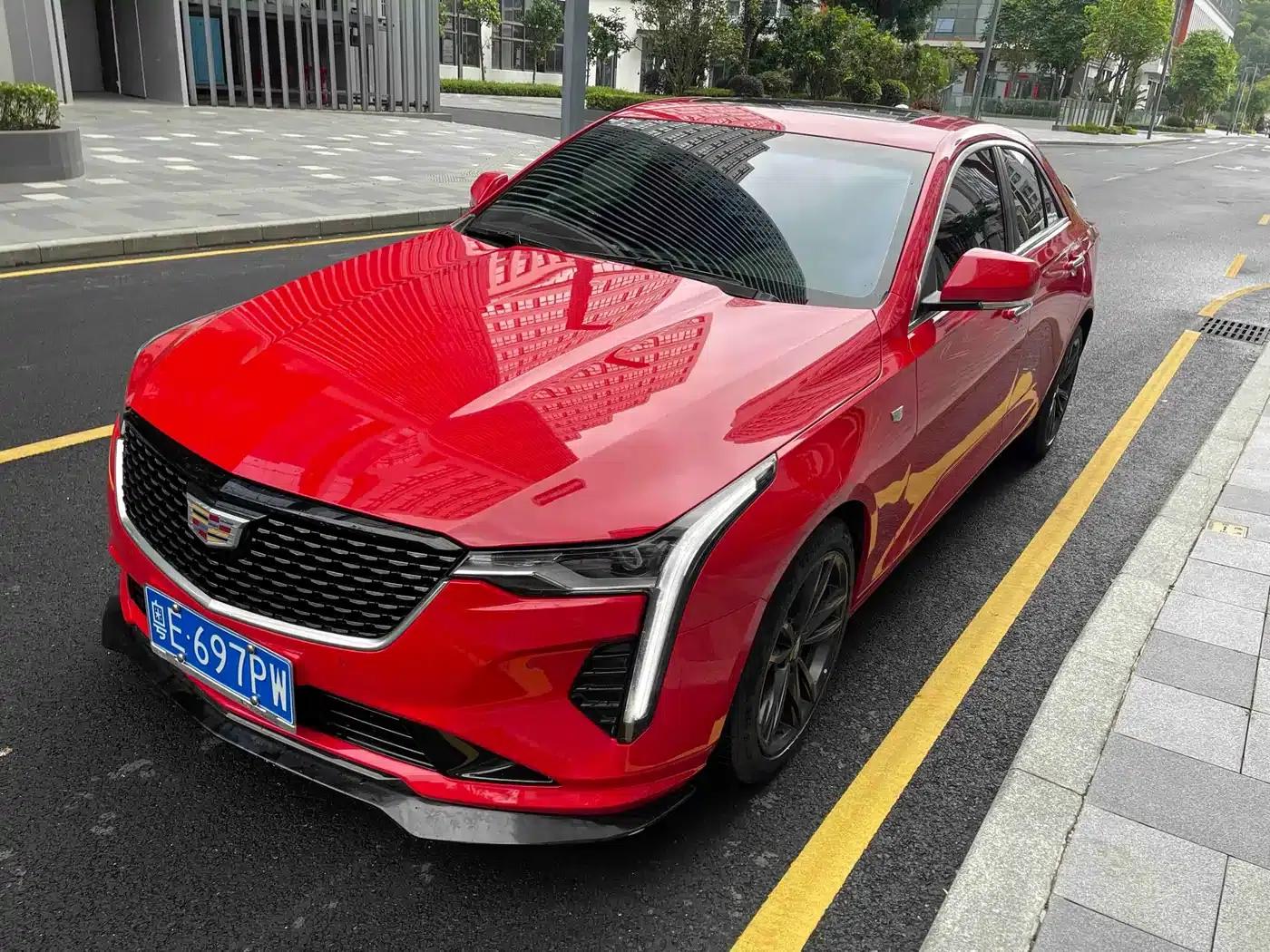 2022 Cadillac CT4 28T Luxury — миниатюра 1