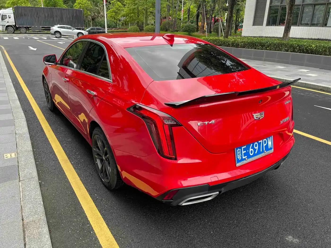 2022 Cadillac CT4 28T Luxury — миниатюра 3