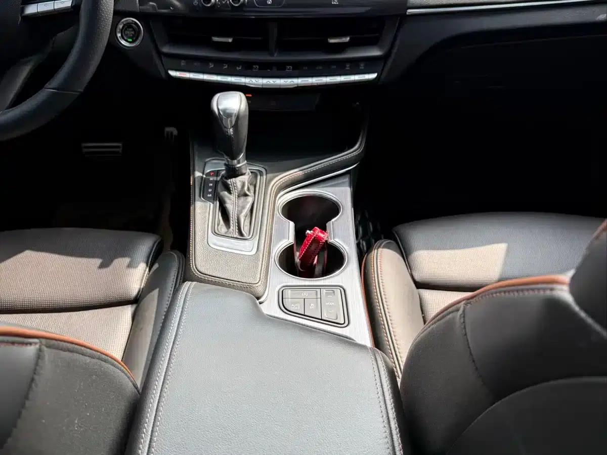2020 Cadillac CT4 28T Elite — миниатюра 13