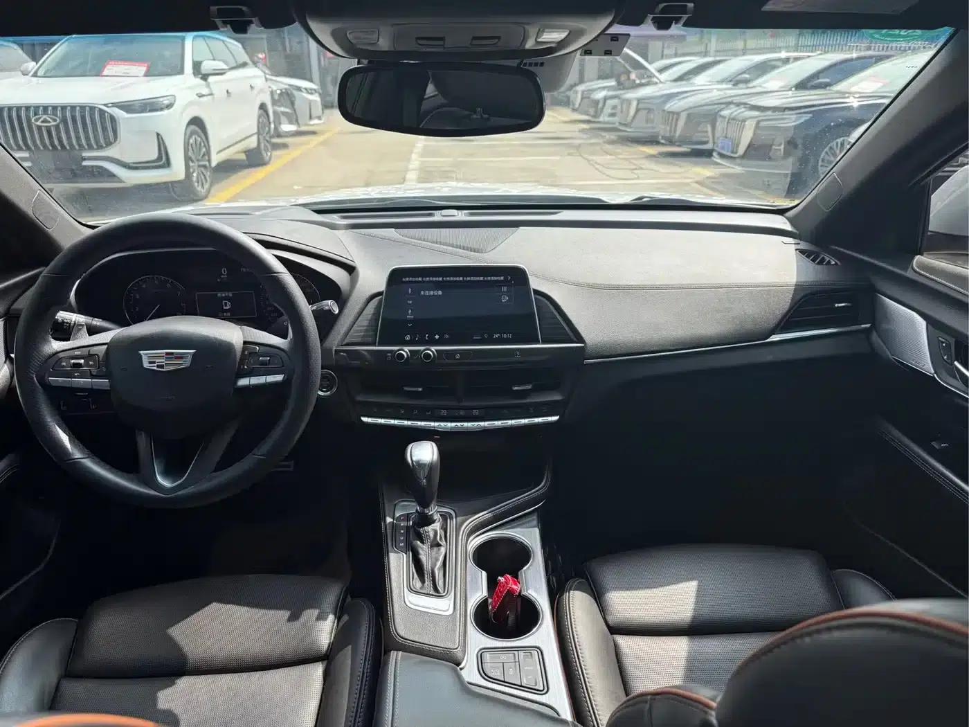 2020 Cadillac CT4 28T Elite — миниатюра 10