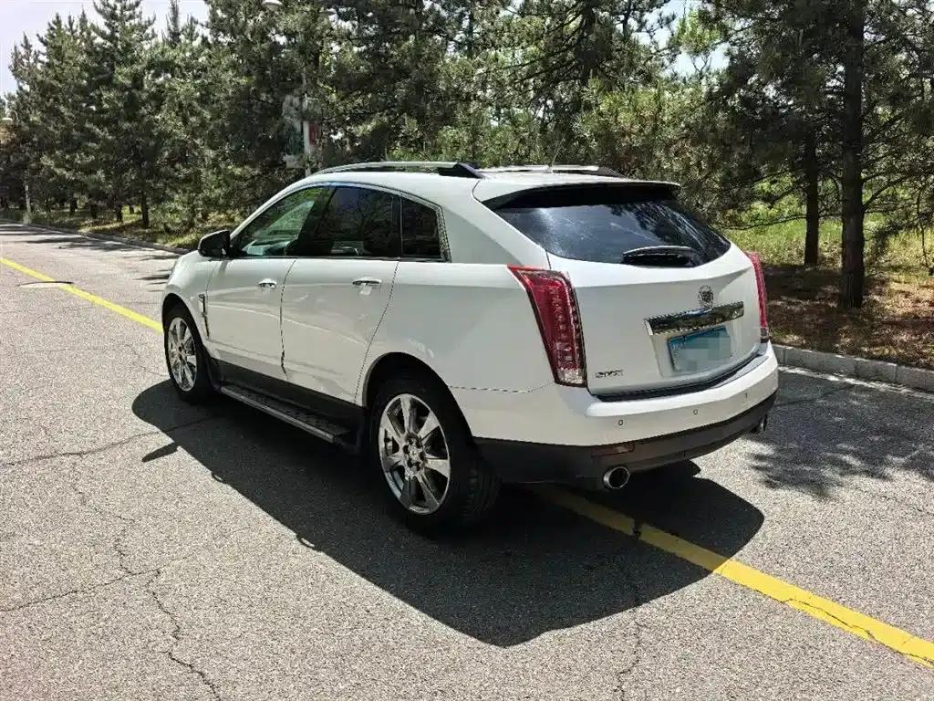 2011 Cadillac SRX 3.0L Luxury — миниатюра 9