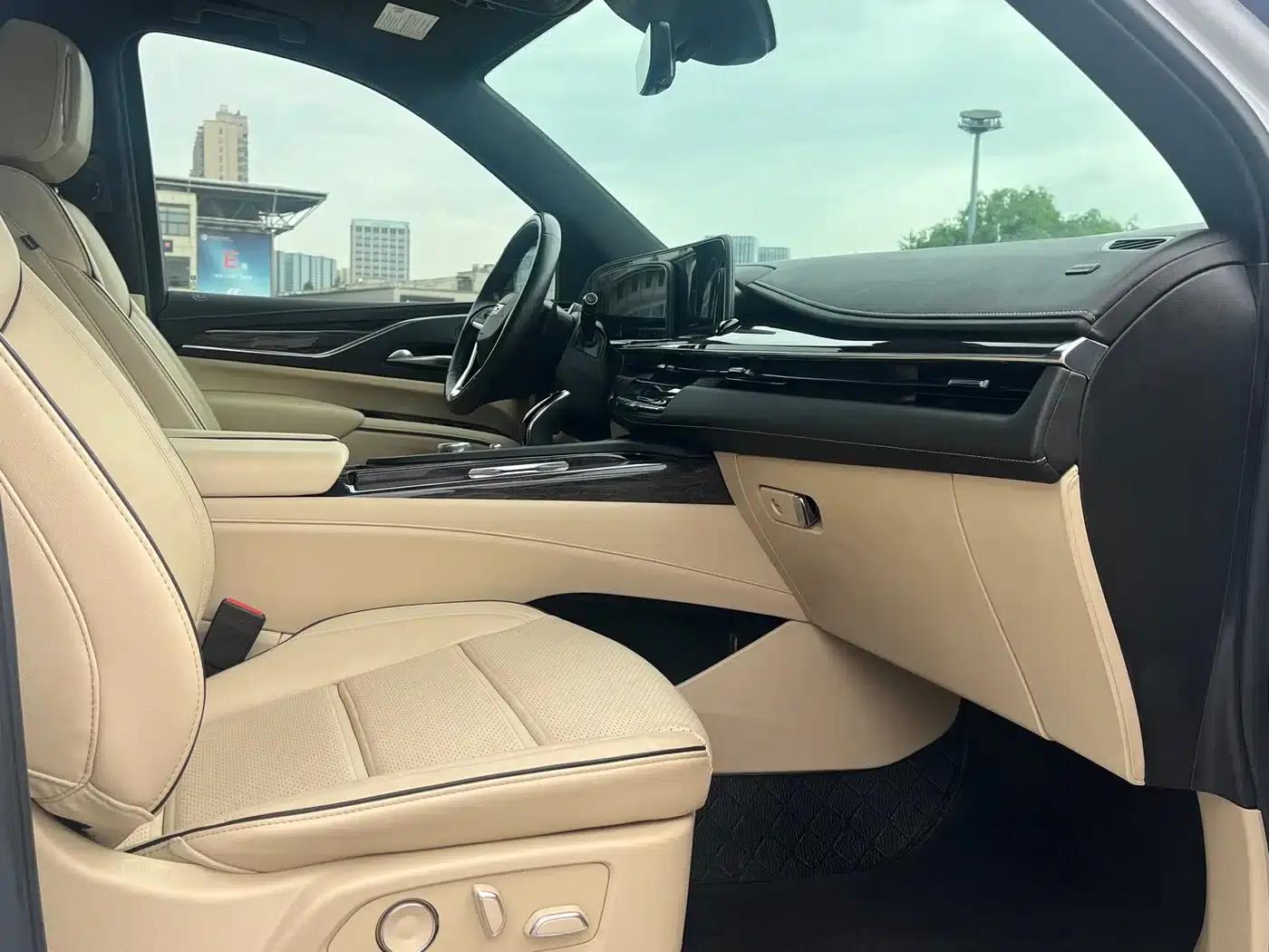 2023 Cadillac Escalade 3.0T Diesel — миниатюра 11