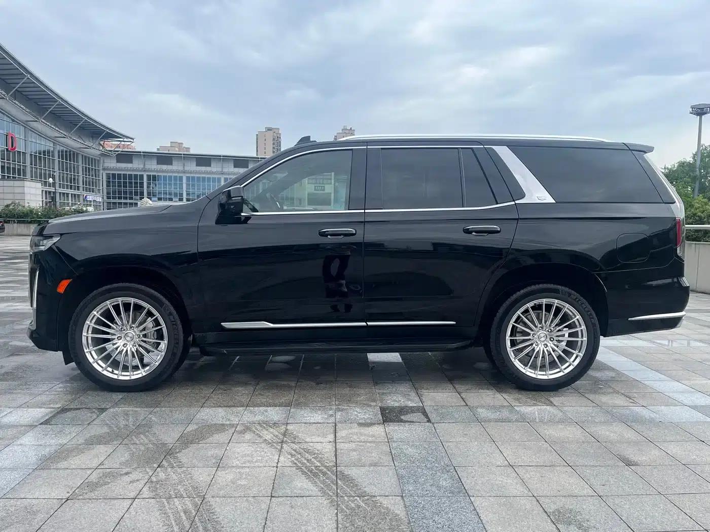 2023 Cadillac Escalade 3.0T Diesel — миниатюра 4