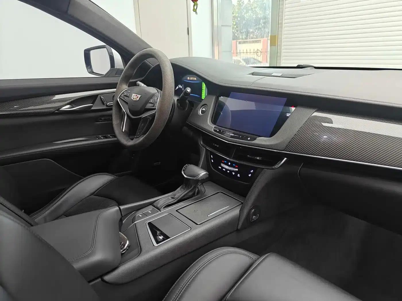 Cadillac CT6 Plug-in 2017 30E Elite — миниатюра 14