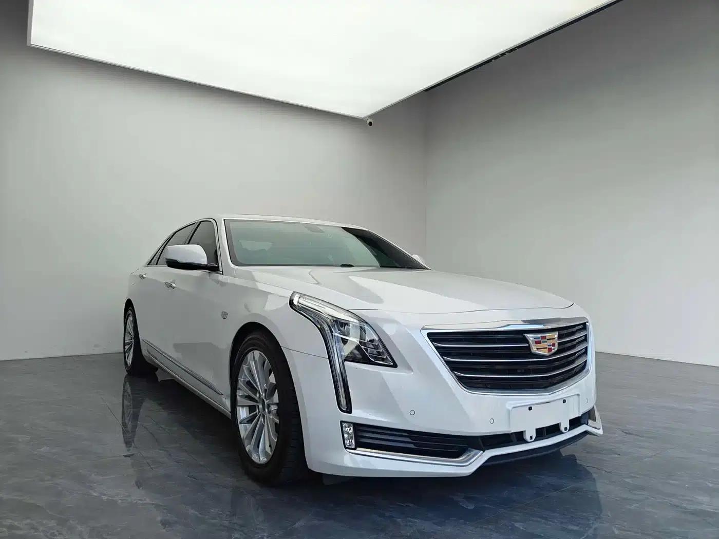 Cadillac CT6 Plug-in 2017 30E Elite — миниатюра 4