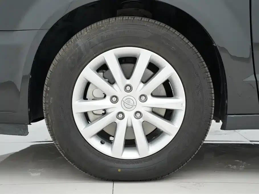 2013 Imported Grand Voyager 3.6L Luxury Edition — миниатюра 33