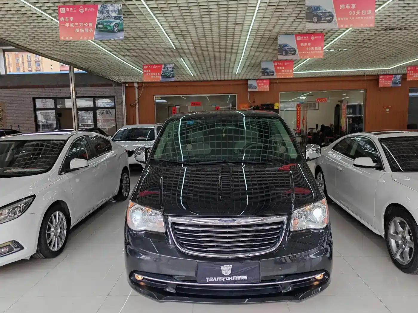 2014 Imported Grand Voyager 3.6L Comfort Edition — миниатюра 2
