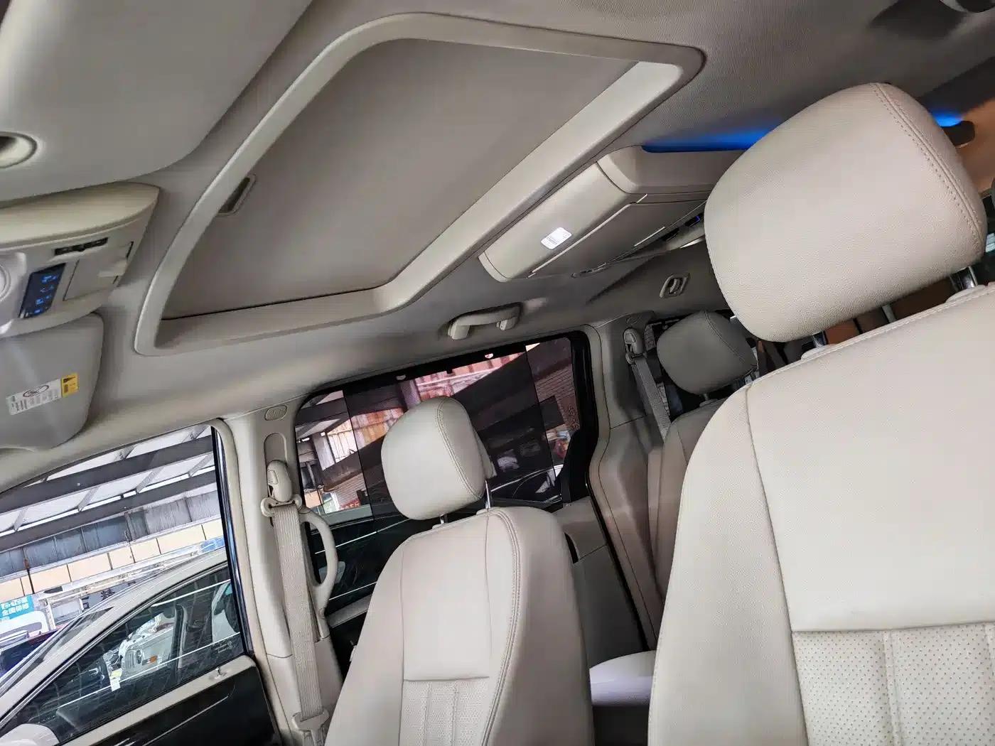 2014 Imported Grand Voyager 3.6L Comfort Edition — миниатюра 11