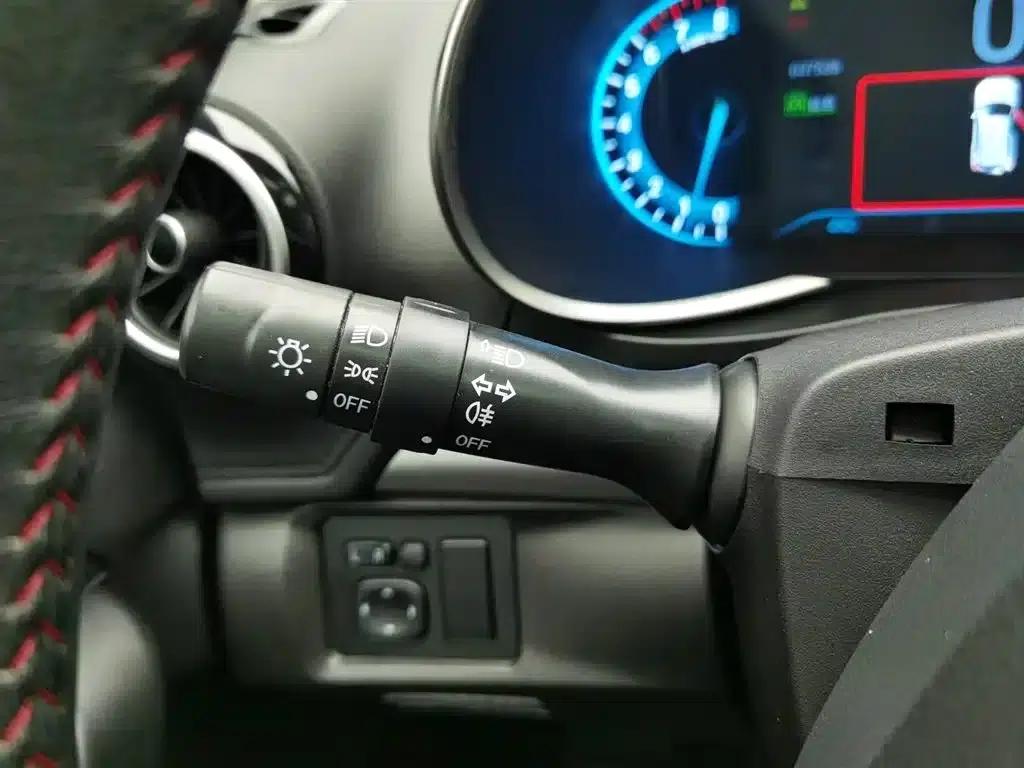 Kaiyi X3 2017 1.6L CVT Premium Edition (National V Emission Standard) — миниатюра 21