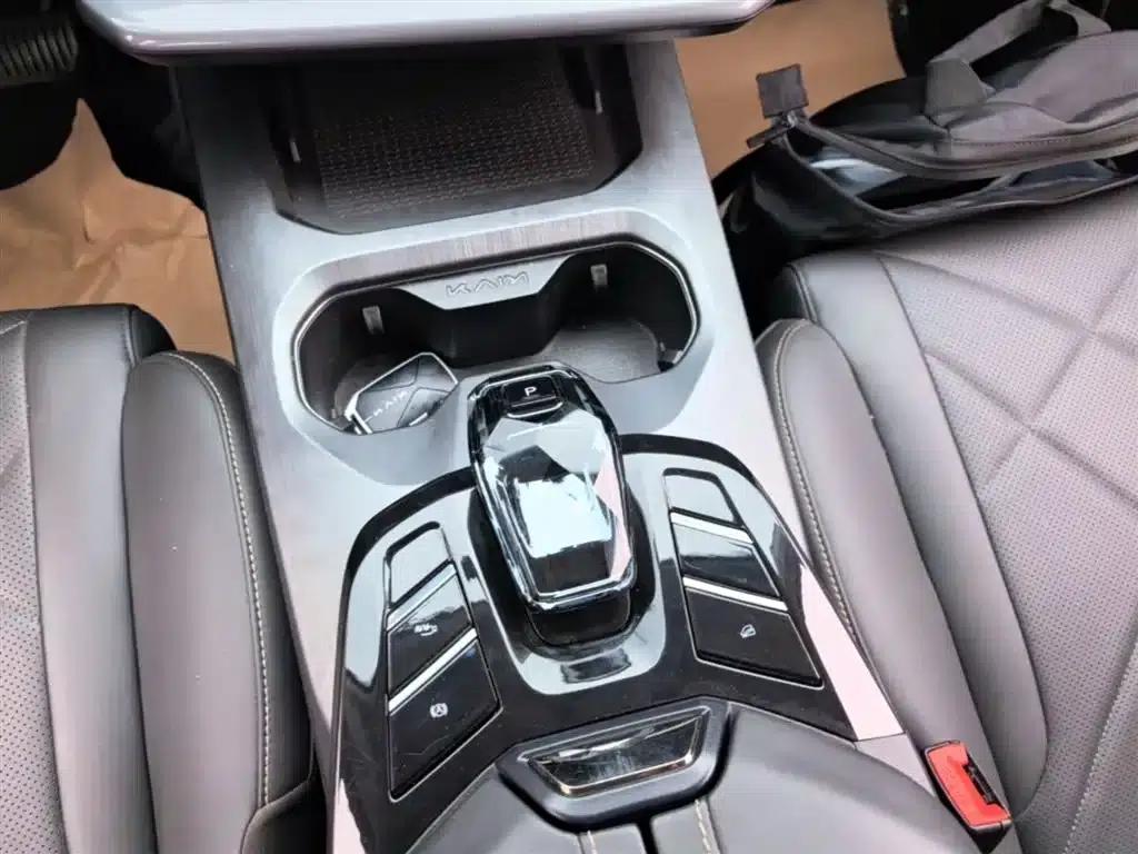Kaiyi Kunlun 2023 Kunlun 300 Highland Edition — миниатюра 14