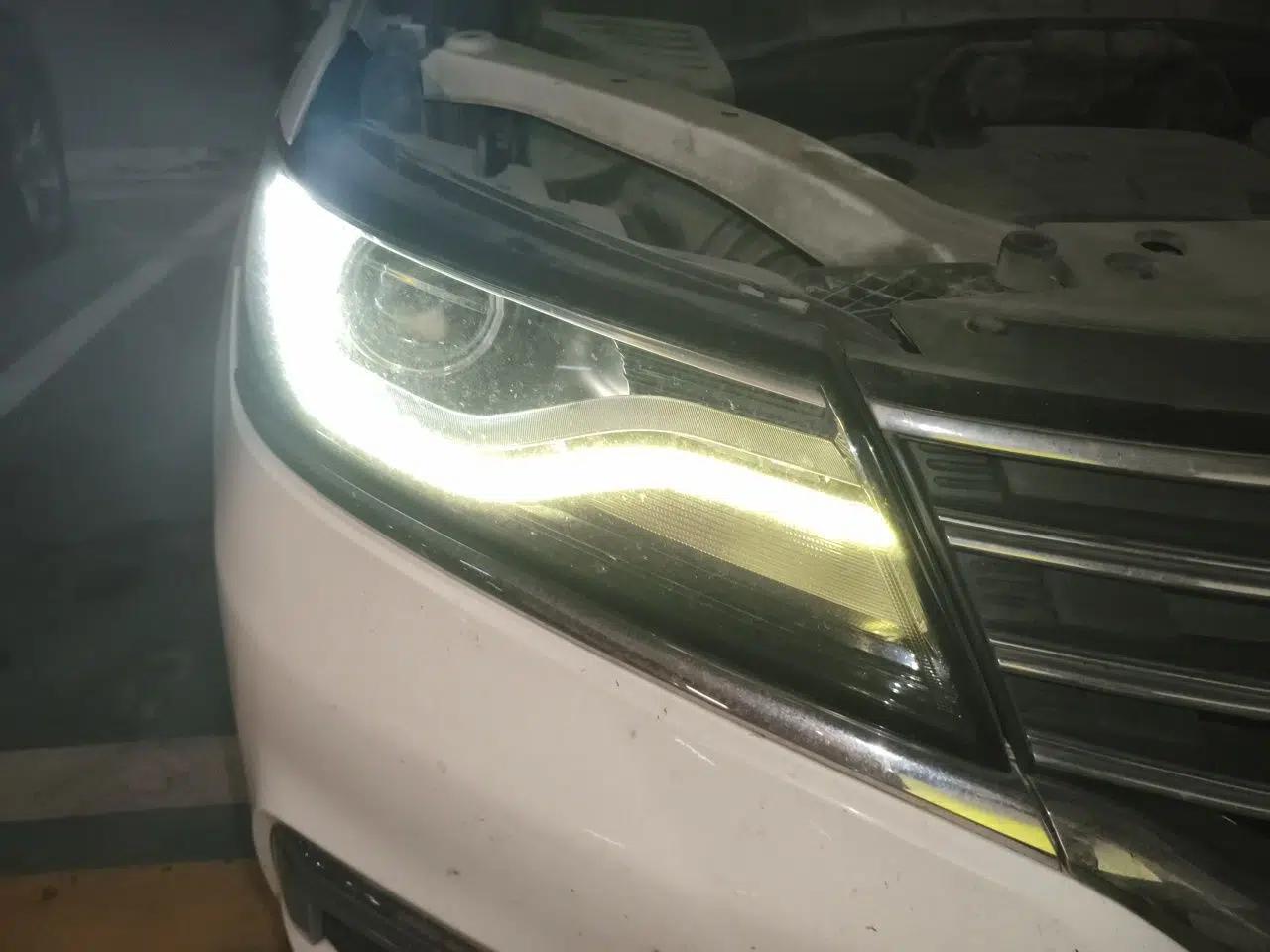 Roewe RX5 2016 20T Two-Wheel Drive Manual Flagship Edition — миниатюра 7