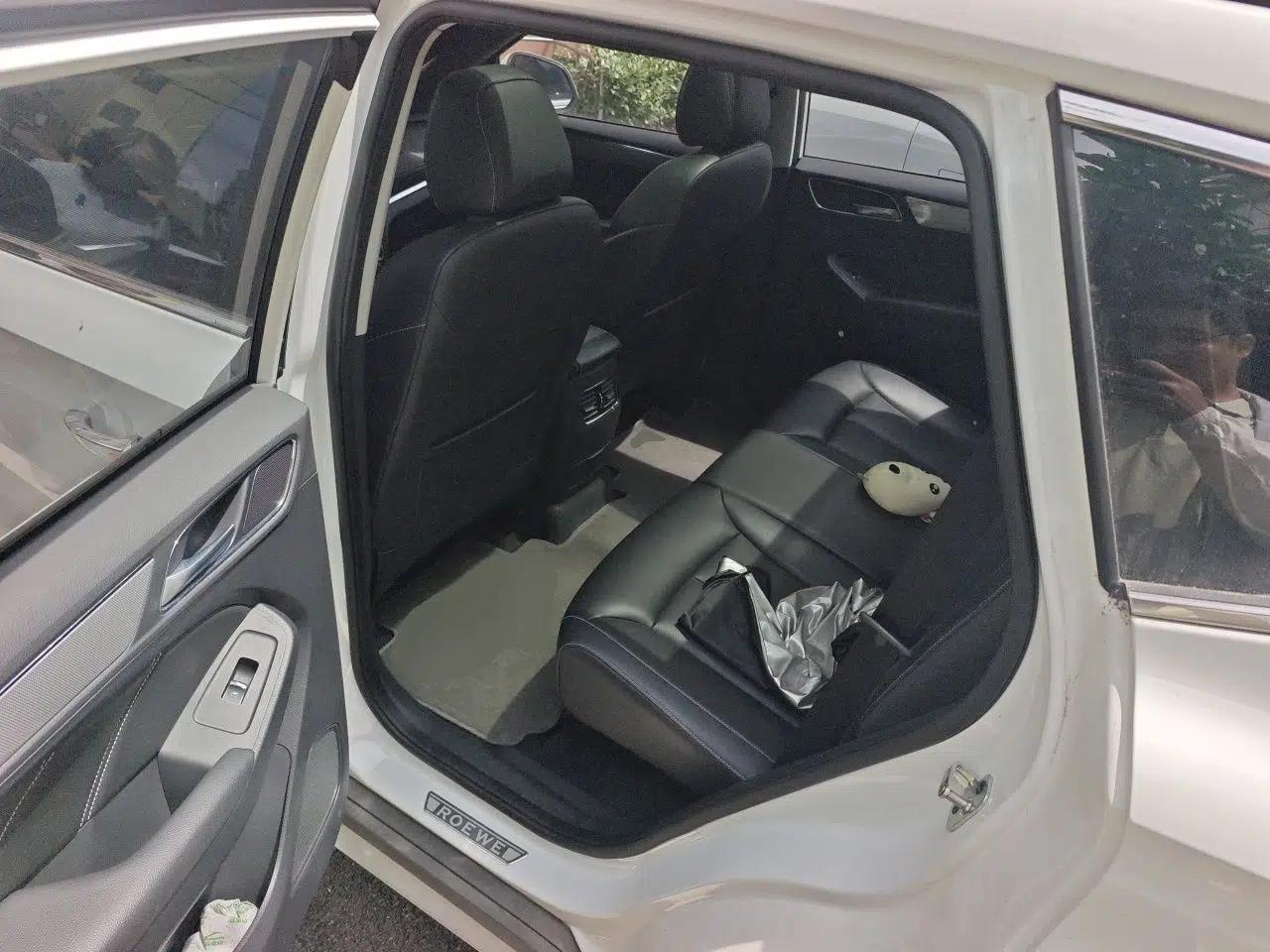 Roewe RX5 2016 20T Two-Wheel Drive Automatic Internet Smart Edition — миниатюра 14