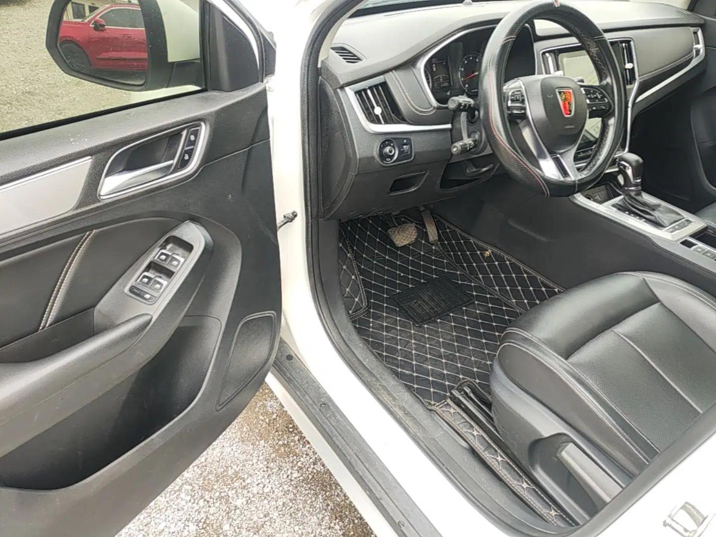 Roewe RX5 2020 20T Automatic 4G Connected Million Edition — миниатюра 18