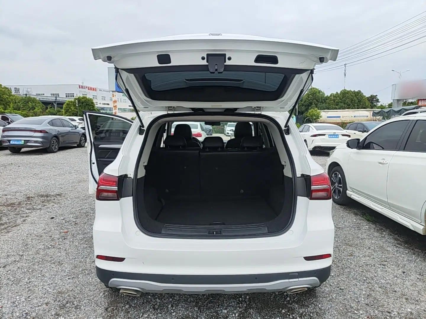 Roewe RX5 2020 20T Automatic 4G Connected Million Edition — миниатюра 21